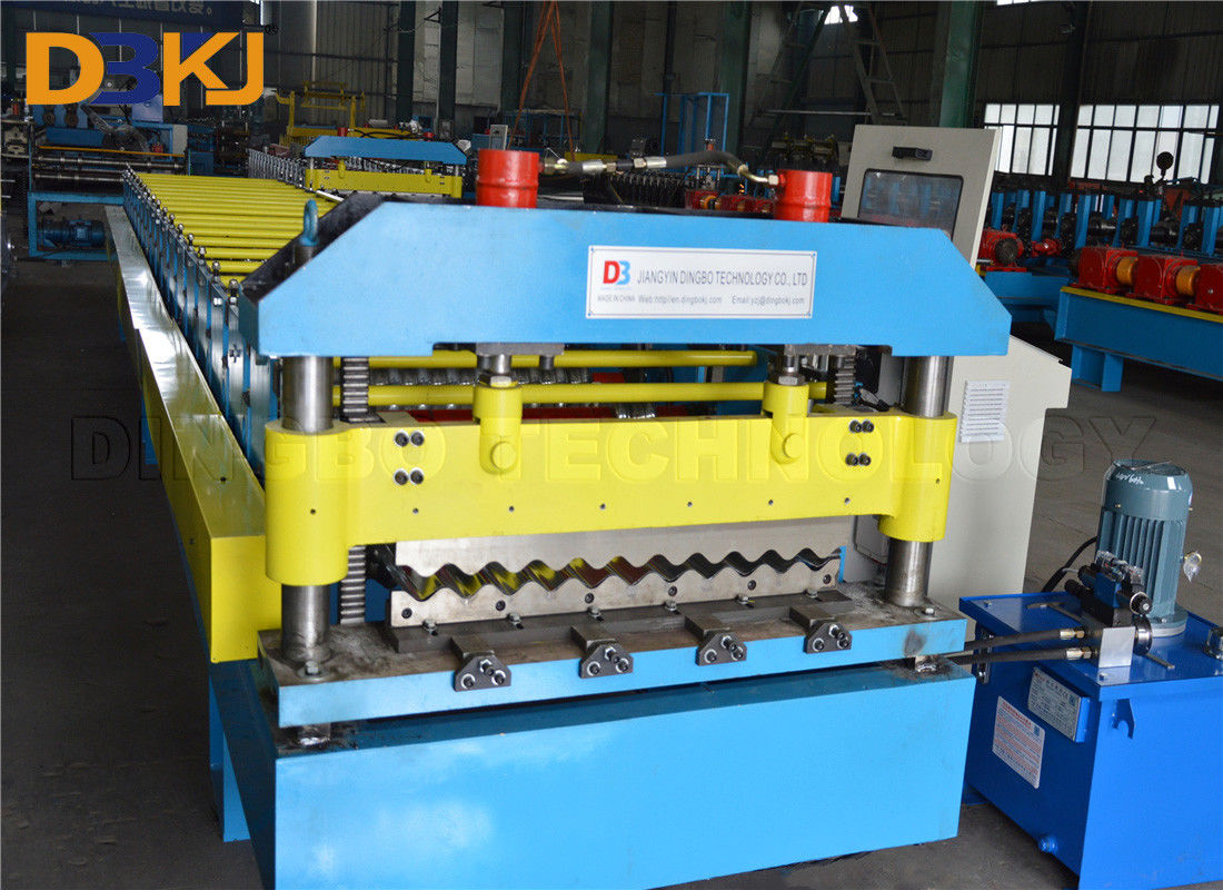 Roof making machine Corrugated Roll Forming Machine  for PLC with touch screen
