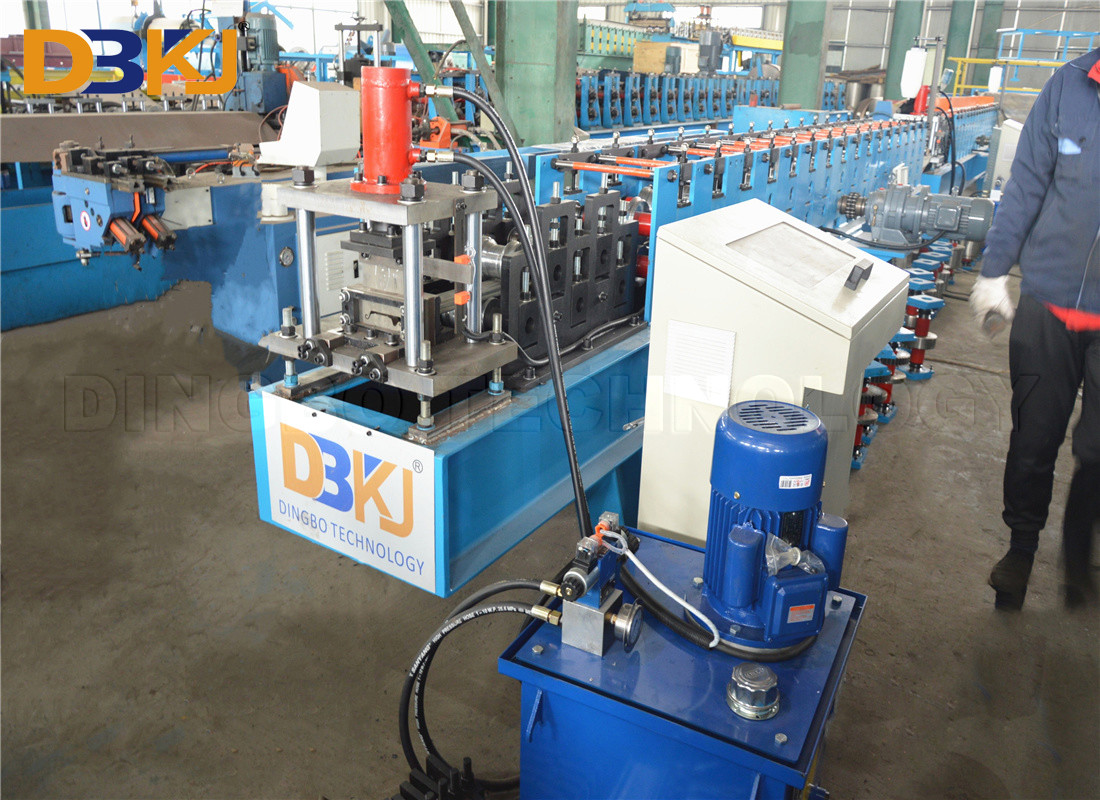 Automatic 1.5mm Thickness 	Shutter Door Roll Forming Machine With Saw Cutting